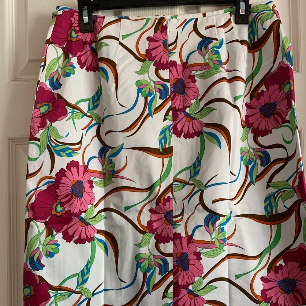 Metro Style Stretch Women’s Floral Belted Skirt Size 12